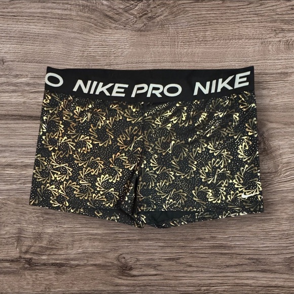 Nike Pants - NWOT - Nike Women's Athletic Shorts in Black and Gold